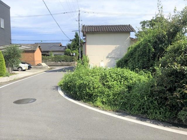 現地土地（前面道路含む）／東側接道