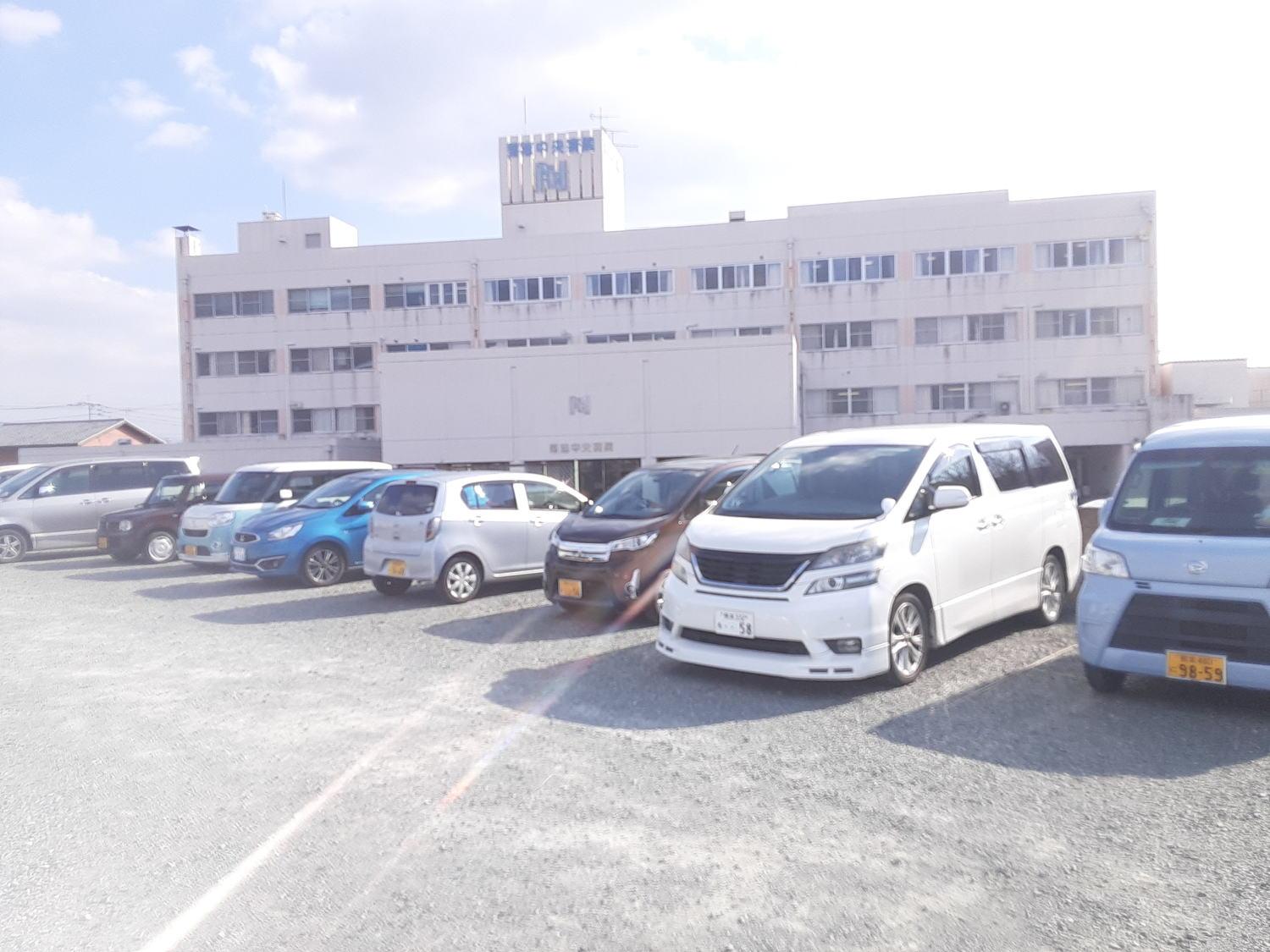 菊池中央病院 (900m)