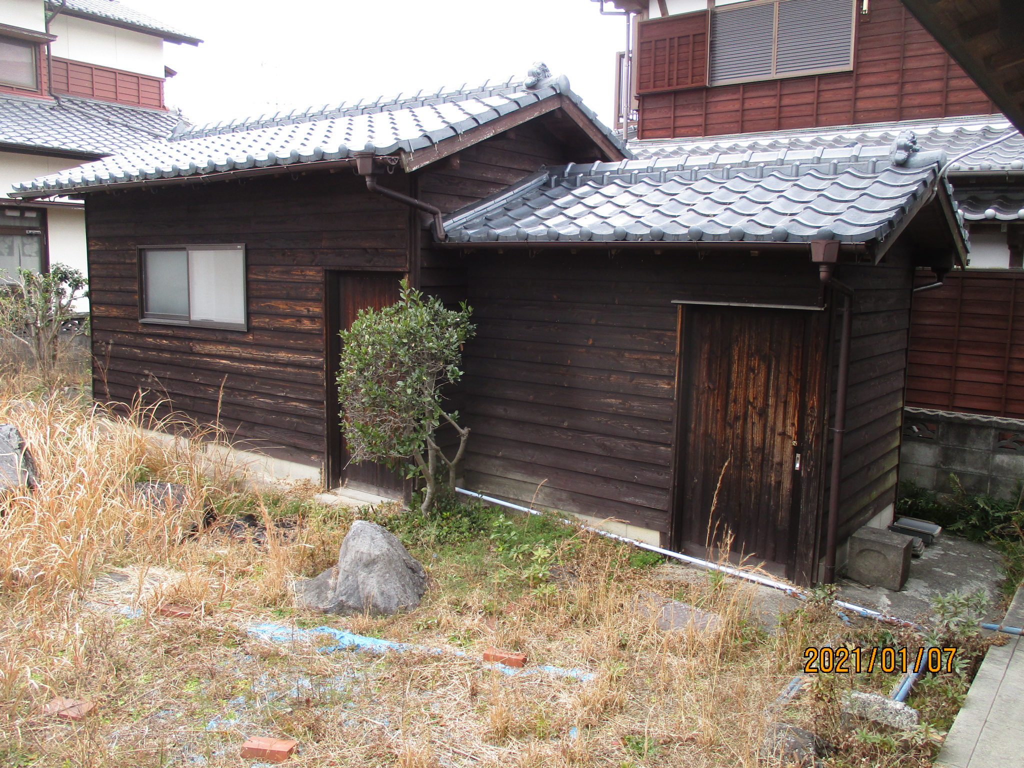 現地（外観）／庭にある小屋