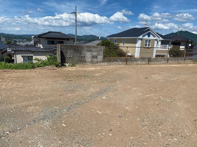 現地土地／敷地から北西方向周囲は閑静な住宅地