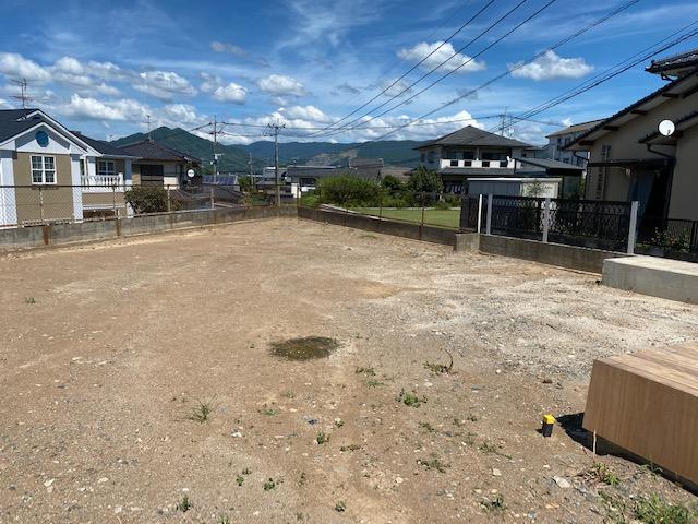 現地土地／敷地は明るく遠くまで見渡せる眺望