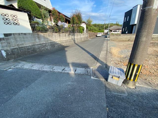 現地土地／角地に位置しており、使いやすいですね