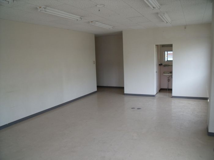 ゆったり約２５帖の事務店舗スペース空間です。＾＾：