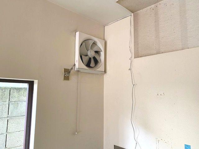 換気扇・照明器具等サービス品あり