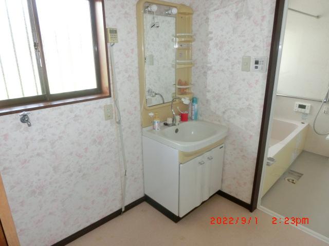 洗面台　洗濯機置き場