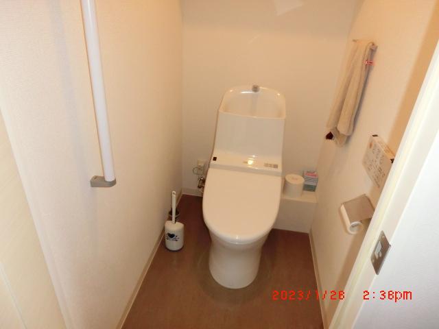 トイレ／ウォッシュレットです