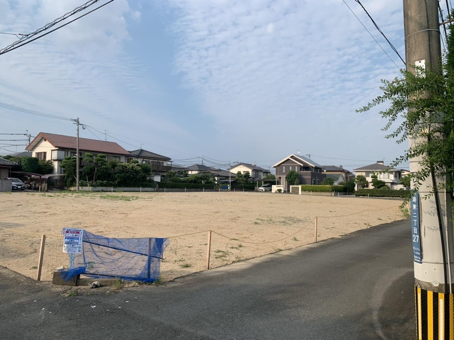 現地土地（前面道路含む）／現地（２０２１年６月）撮影