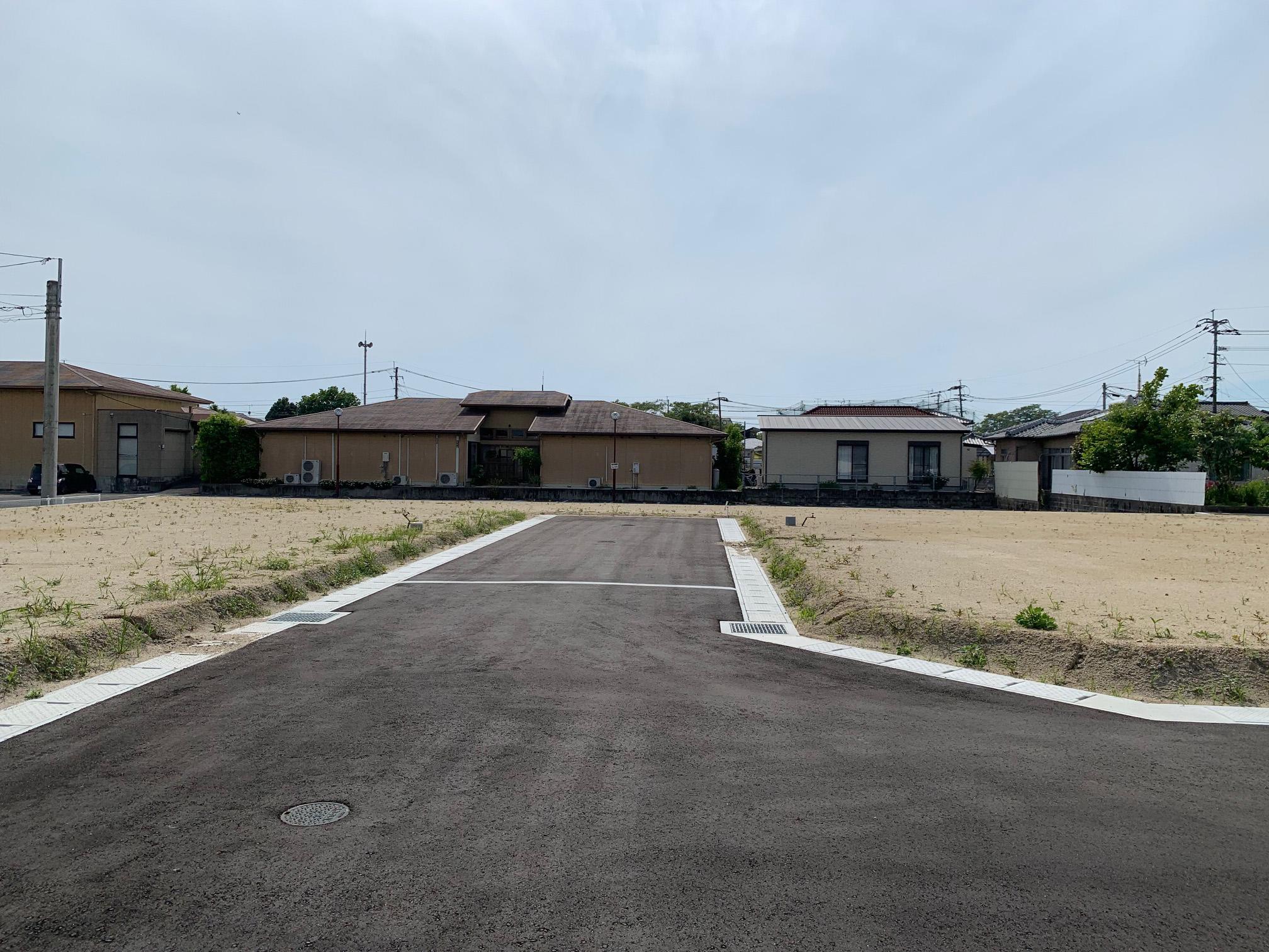 現地土地（前面道路含む）