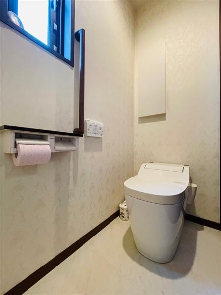 トイレ／１Ｆトイレ